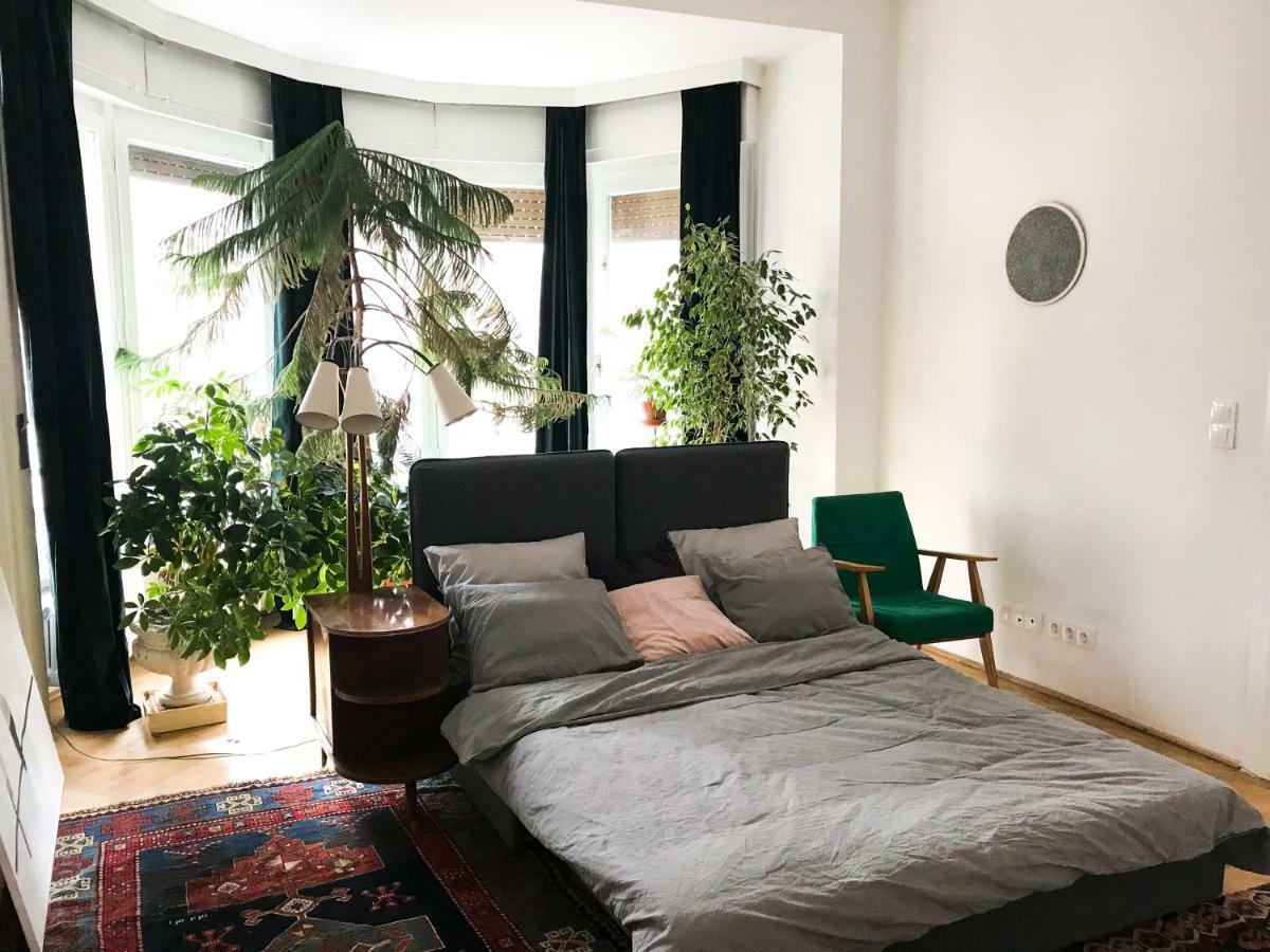 Apartamento Bauhaus Icon: Spacious Fitness Flat In Central Buda *