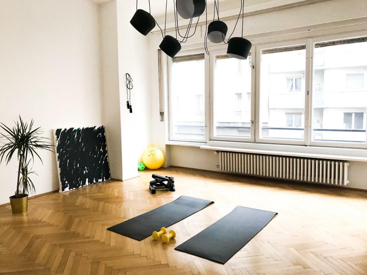 Apartamento Bauhaus Icon: Spacious Fitness Flat In Central Buda